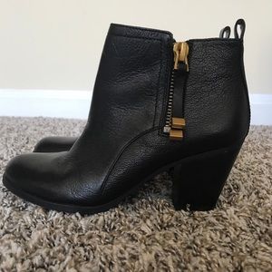 Size 6 1/2 Black Ankle Boots
